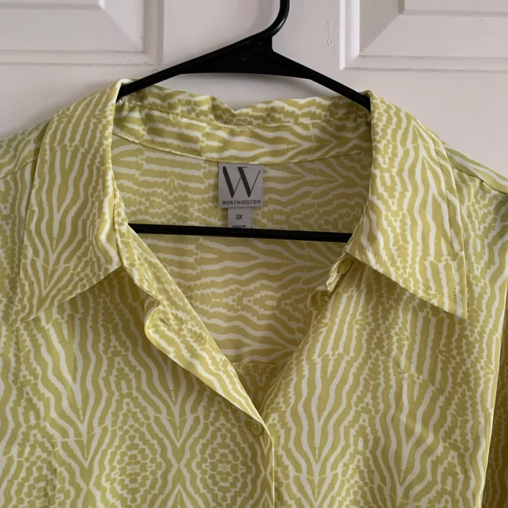 Worthington button down blouse - Picture 2 of 7